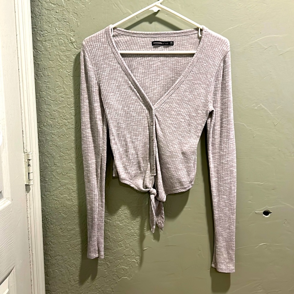 Abercrombie Light Gray Button-Down Long Sleeve Size XS